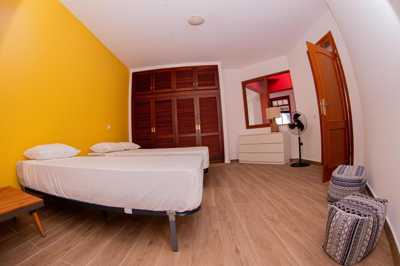 Villa Palmarina Praia Exteriör bild