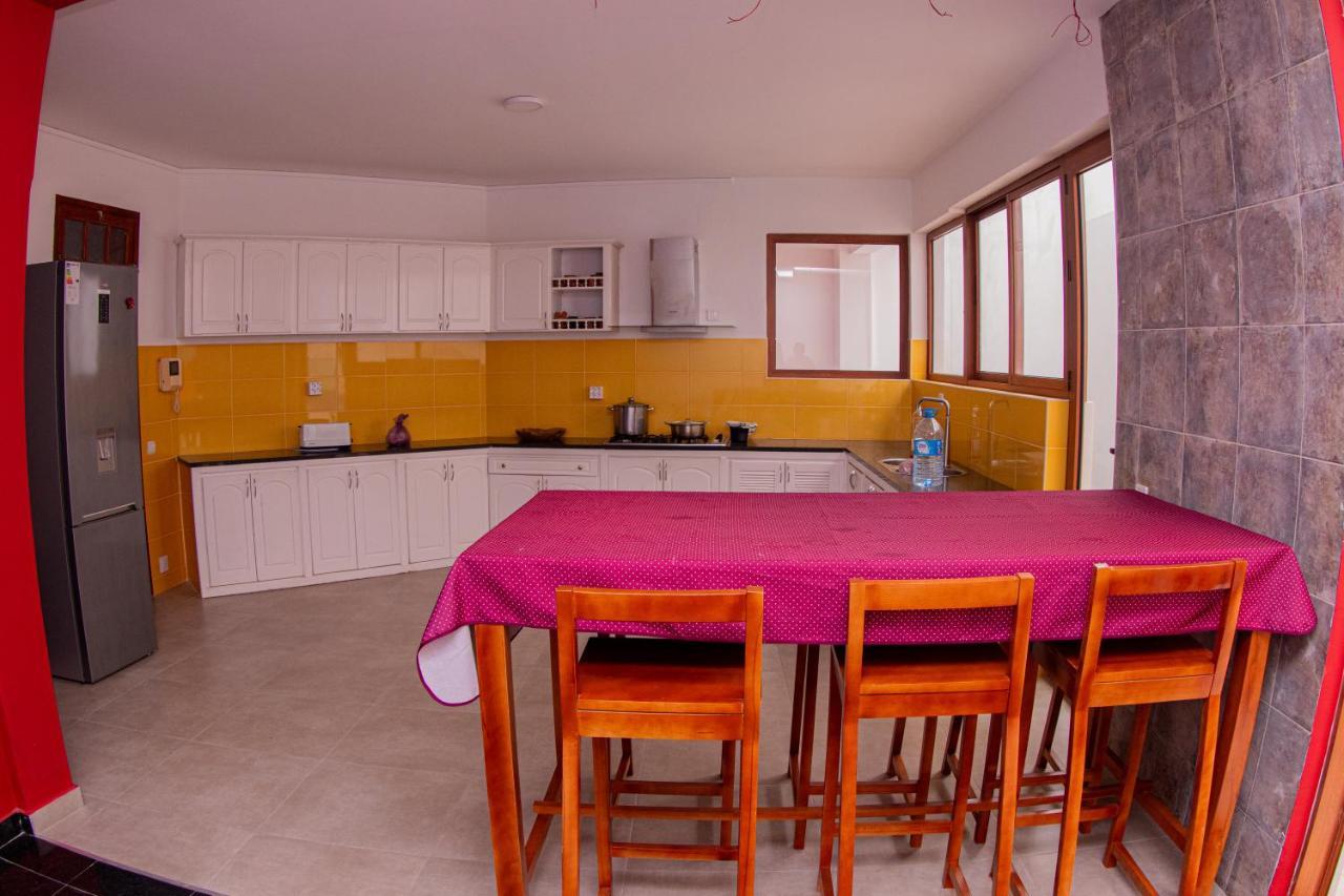 Villa Palmarina Praia Exteriör bild